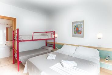 هتل Villa Zavatta B&b   Rooms & Apartments