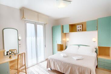 هتل Villa Zavatta B&b   Rooms & Apartments