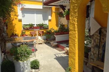 پانسیون Guesthouse 7even