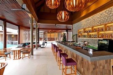 Apsara Beachfront Resort & Villa   Sha Extra Plus