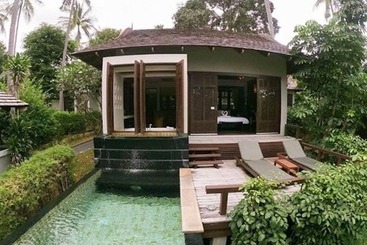 استراحتگاه Bhundhari Residence Koh Samui