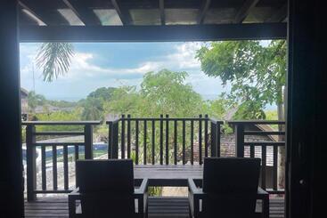 استراحتگاه Bhundhari Residence Koh Samui