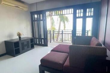 استراحتگاه Bhundhari Residence Koh Samui