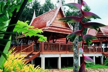 Chang Buri Resort & Spa