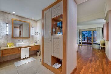 Hilton Dalaman Sarigerme Resort & Spa