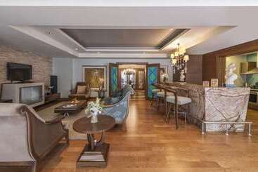 Hilton Dalaman Sarigerme Resort & Spa