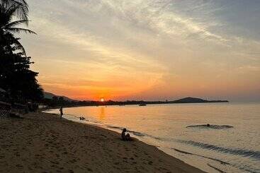 هتل Adarin Beach Resort