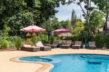 هتل Adarin Beach Resort