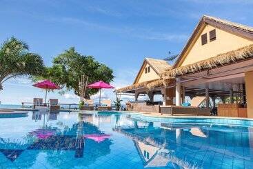 هتل Adarin Beach Resort