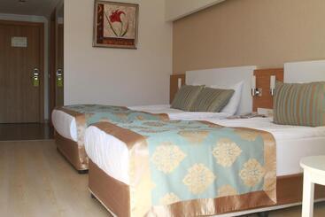Annabella Diamond Hotel   All Inclusive