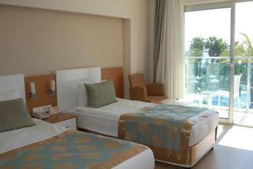 Annabella Diamond Hotel   All Inclusive