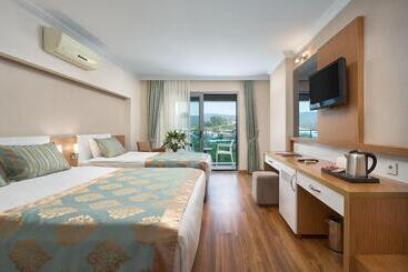 Annabella Diamond Hotel All Inclusive
