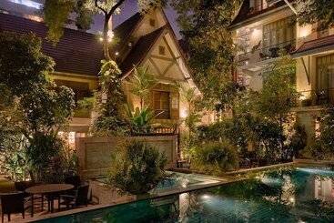 هتل Ariyasom Villa