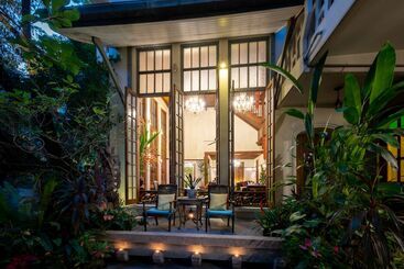 هتل Ariyasom Villa