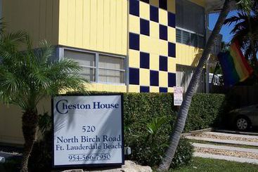 هتل Cheston House  Clothing Optional All Male Guesthouse