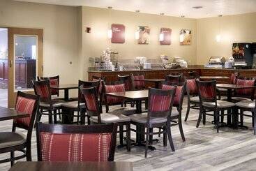 هتل Comfort Suites Lake Geneva East