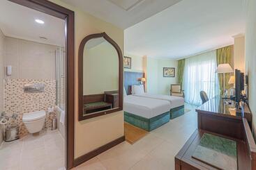 هتل Crowne Plaza Antalya, An Ihg