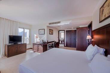 هتل Crowne Plaza Antalya, An Ihg