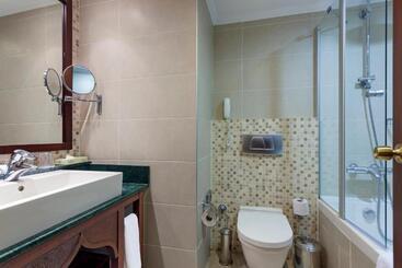 هتل Crowne Plaza Antalya, An Ihg