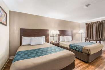 هتل Econo Lodge