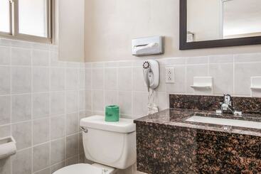 هتل Econo Lodge