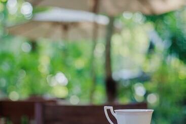 هتل Eoutfitting Doikham Resort