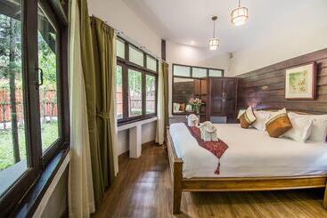 هتل Eoutfitting Doikham Resort