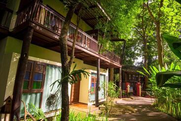 هتل Eoutfitting Doikham Resort