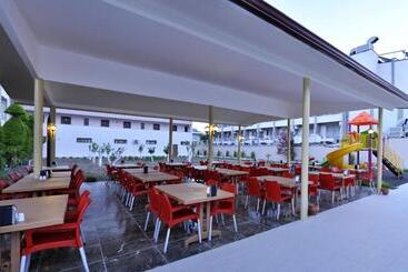 هتل Erkal Resort