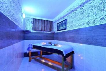 هتل Erkal Resort