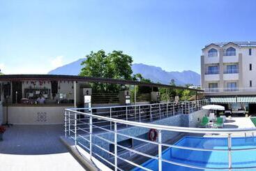 هتل Erkal Resort