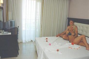 هتل Erkal Resort