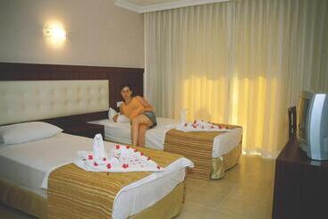 هتل Erkal Resort