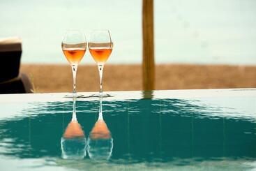 هتل Flora Garden Beach Club   All Inclusive