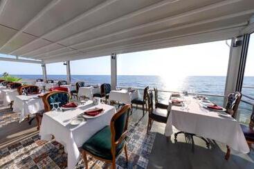 هتل Flora Garden Beach Club   All Inclusive