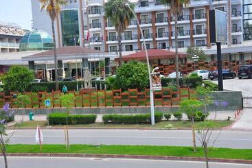 هتل Fore Resort & Spa