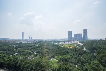 هتل Four Points By Sheraton Guangzhou, Dongpu Tianhe