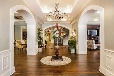 هتل Hampton Inn & Suites Savannah Historic District
