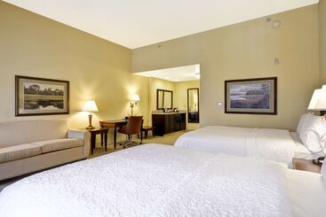 هتل Hampton Inn & Suites Savannah Historic District