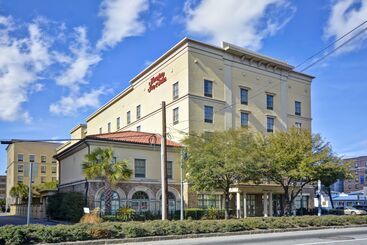 هتل Hampton Inn & Suites Savannah Historic District
