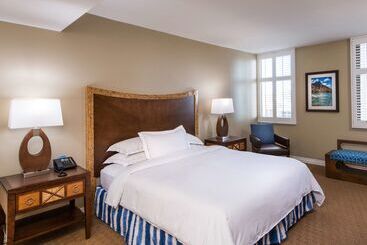 هتل Hilton Grand Vacations Club At Hilton Hawaiian Village