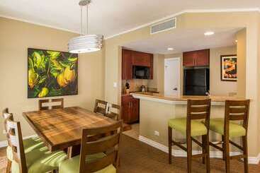 هتل Hilton Grand Vacations Club At Hilton Hawaiian Village