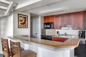 هتل Hilton Grand Vacations Club At Hilton Hawaiian Village