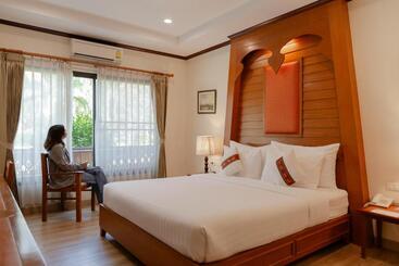 هتل Horizon Village & Resort Sha Plus