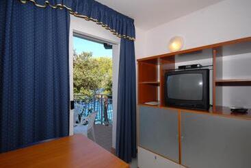 هتل Horizont Resort