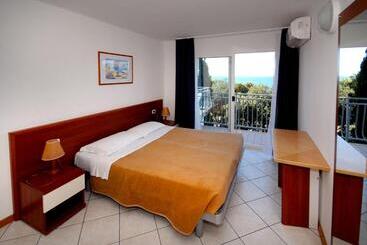 هتل Horizont Resort