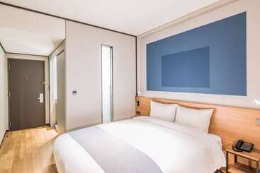 酒店 Ibis Ambassador Suwon