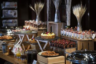 هتل Khalidiya Palace Rayhaan By Rotana, Abu Dhabi