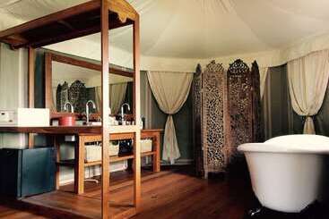 هتل Koyao Island Resort