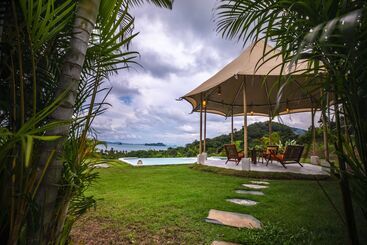 هتل Koyao Island Resort